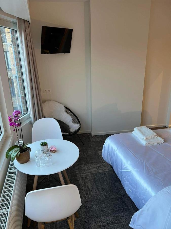 Prachtige Kamer In Centrum Brugge Met Badkamer ! Exterior photo