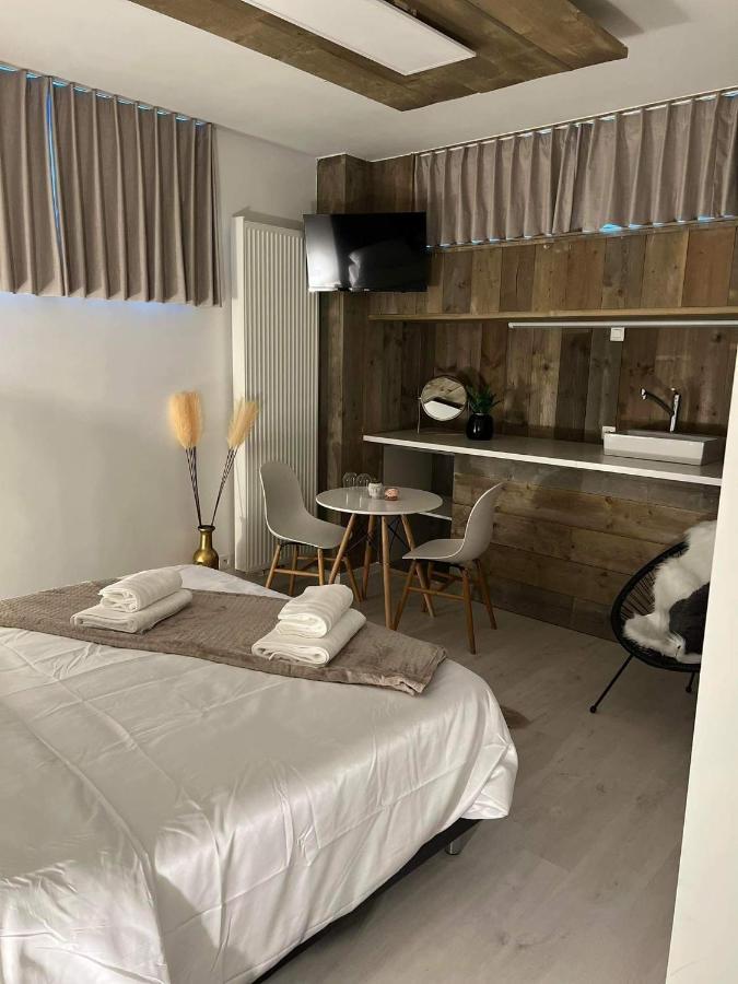 Prachtige Kamer In Centrum Brugge Met Badkamer ! Exterior photo